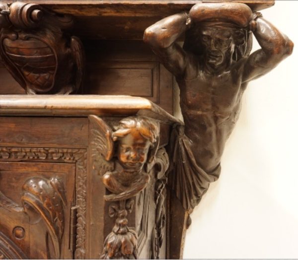 Excepcional mueble Toscano del Renacimiento Italiano. S. XVI