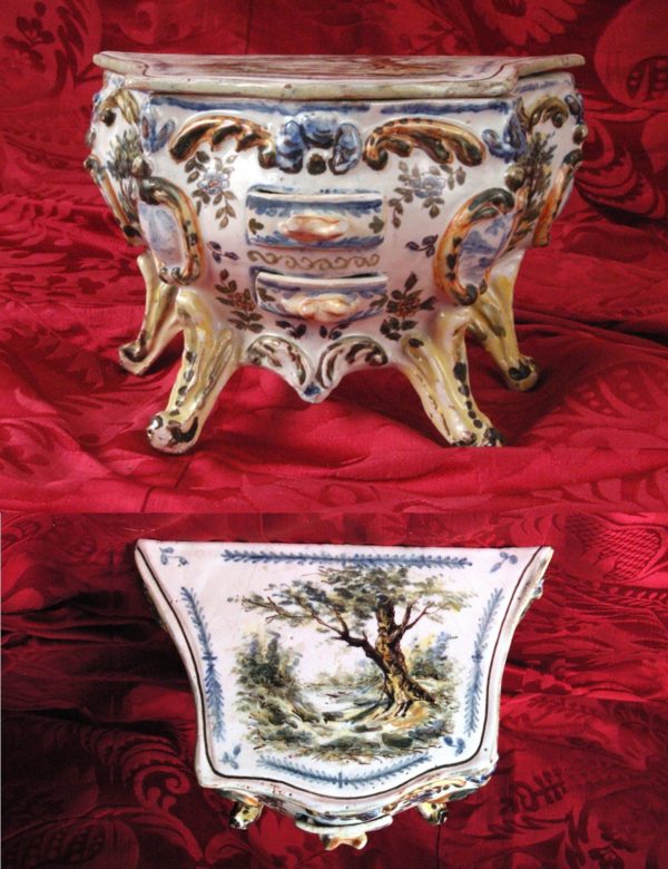 Cómoda Miniatura de cerámica Mustier, S. XVIII. Firmada.