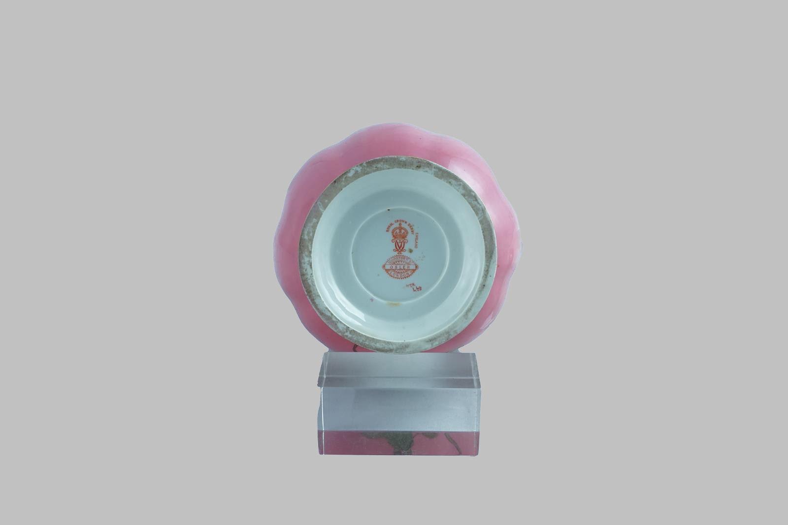 Pair of Porcelain Vases - Image 2