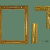 Marco de talla dorado con oro fino con tallas en las cuatro esquinas. Punteado. S. XVIII