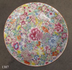 Plato porcelana de Cantón Milfleur. S. XVIII