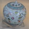 Tibor de cerámica, Famille Rose. China, C. 1730