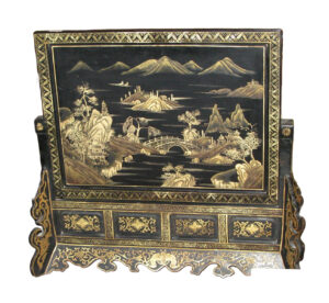 Они парафированные китайские лакированные древесины с рисунками из золота. Пейзажи. Две части. С.XIX
