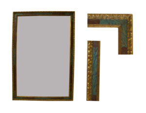 Золото вырезанная рама с полихромом в черепице и зелени. Голубая мраморность. Италия, С. XVIII