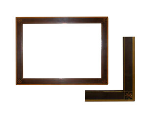 Маленькая рамка с маркетри.