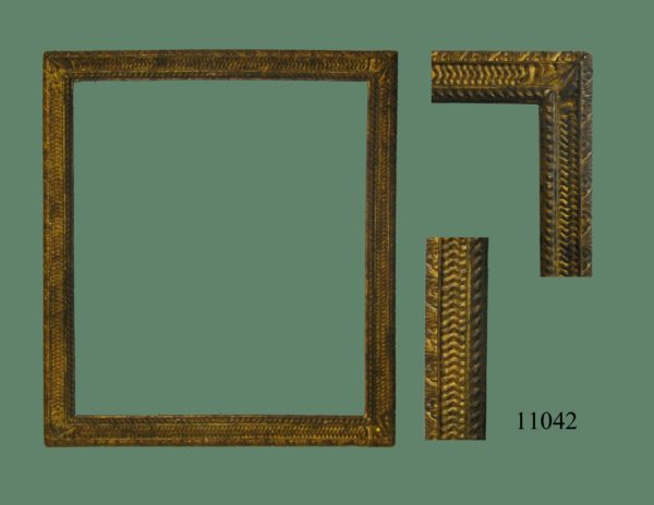 Marco de talla dorado con oro fino. S. XVII