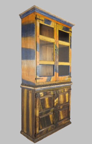 Полихромная витрина