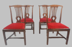 Пять стульев Чиппендейл