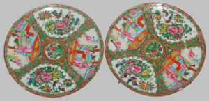 Пара китайских керамических блюд