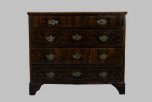 Commode Transition Charles III – IV