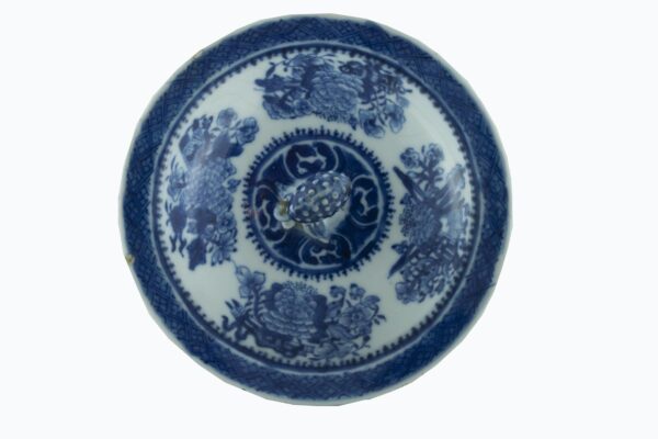 Canton Porcelain Tureen - Image 2
