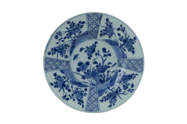 Cuatro Platos de Porcelana Cantón