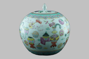 Керамический тибор Фамилл Роуз. Китай, C. 1730