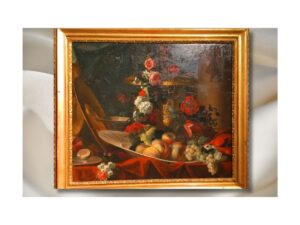 Óleo sobre tela, Bodegón, frutas y flores,plato cerámica y un loro.