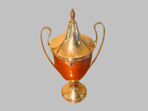 Copón de Plata con Dos Asas y Tapa