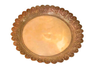 Bandeja Redonda de Plata Cincelada a Mano