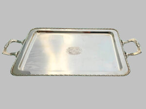 Bandeja de Plata Rectangular con Cincelados