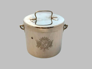 Cubitera de Plata con Tapa y Asa
