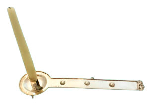 Portavelas de Plata con Relieve de Conchas