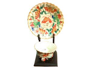 Plato y Taza Porcelana China Famille Rose.