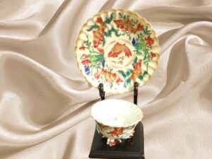 Plato y Taza Porcelana China Famille Rose.