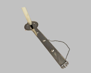 Portavelas de Plata con Relieve de Conchas