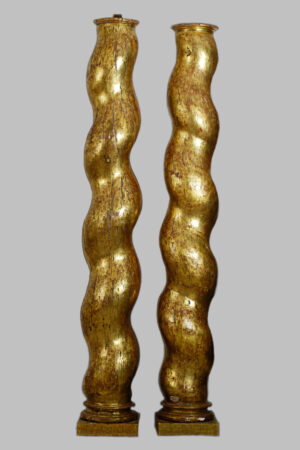 Пара Соломоновых колонн