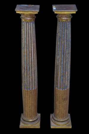 Пара Columnitas из резного и золотого дерева. XVIII век
