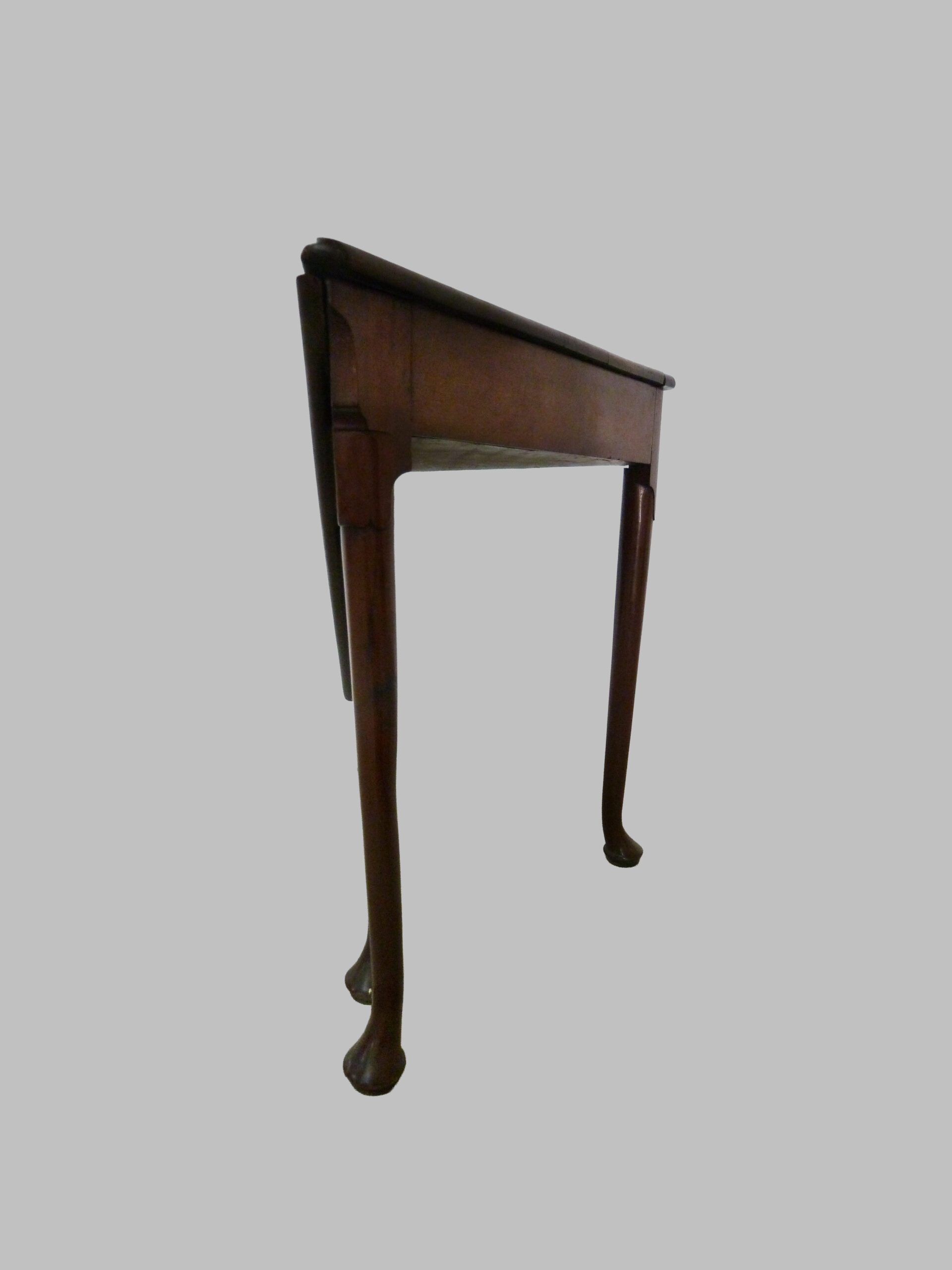 Mesa Rinconera con Alas Abatibles de Caoba – Estilo Reina Ana, ca. 1800 - Imagen 2