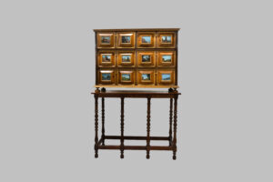 Arquilla Florentina de Limoncillo y Nogal – Siglo XVIII