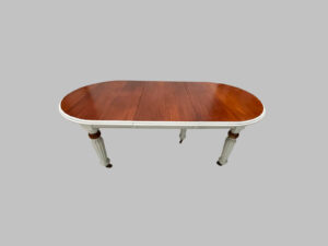 Mesa de Comedor Inglesa de Caoba con Faldón y 2 Alargos