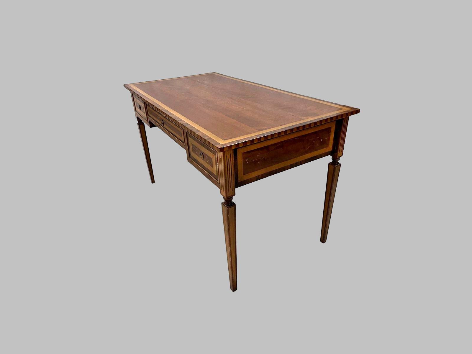 Mesa de Despacho Estilo Carlos IV en Nogal y Limoncillo — изображение 3