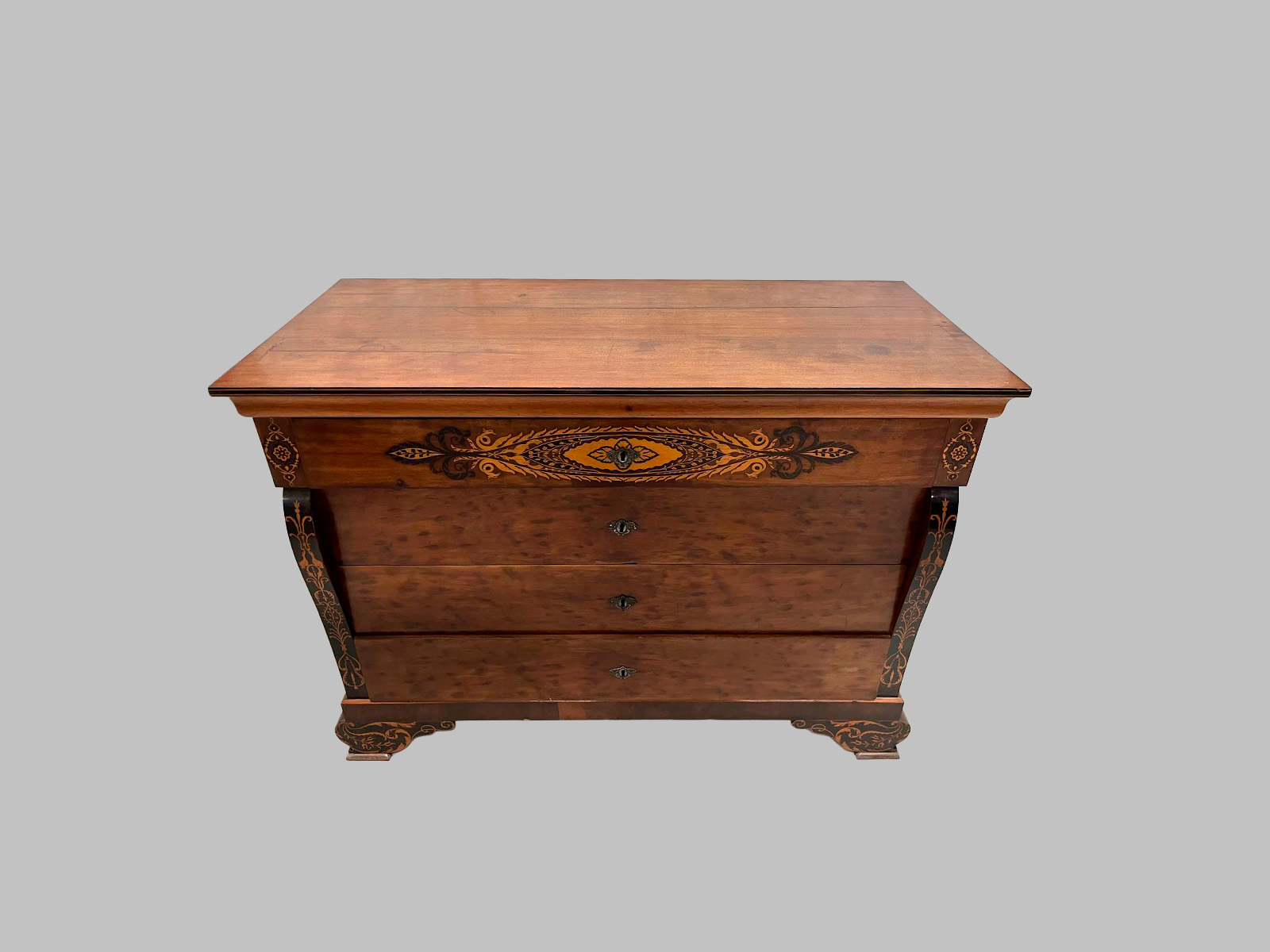 Cómoda Isabelina de Caoba con Marquetería de Limoncillo — изображение 2