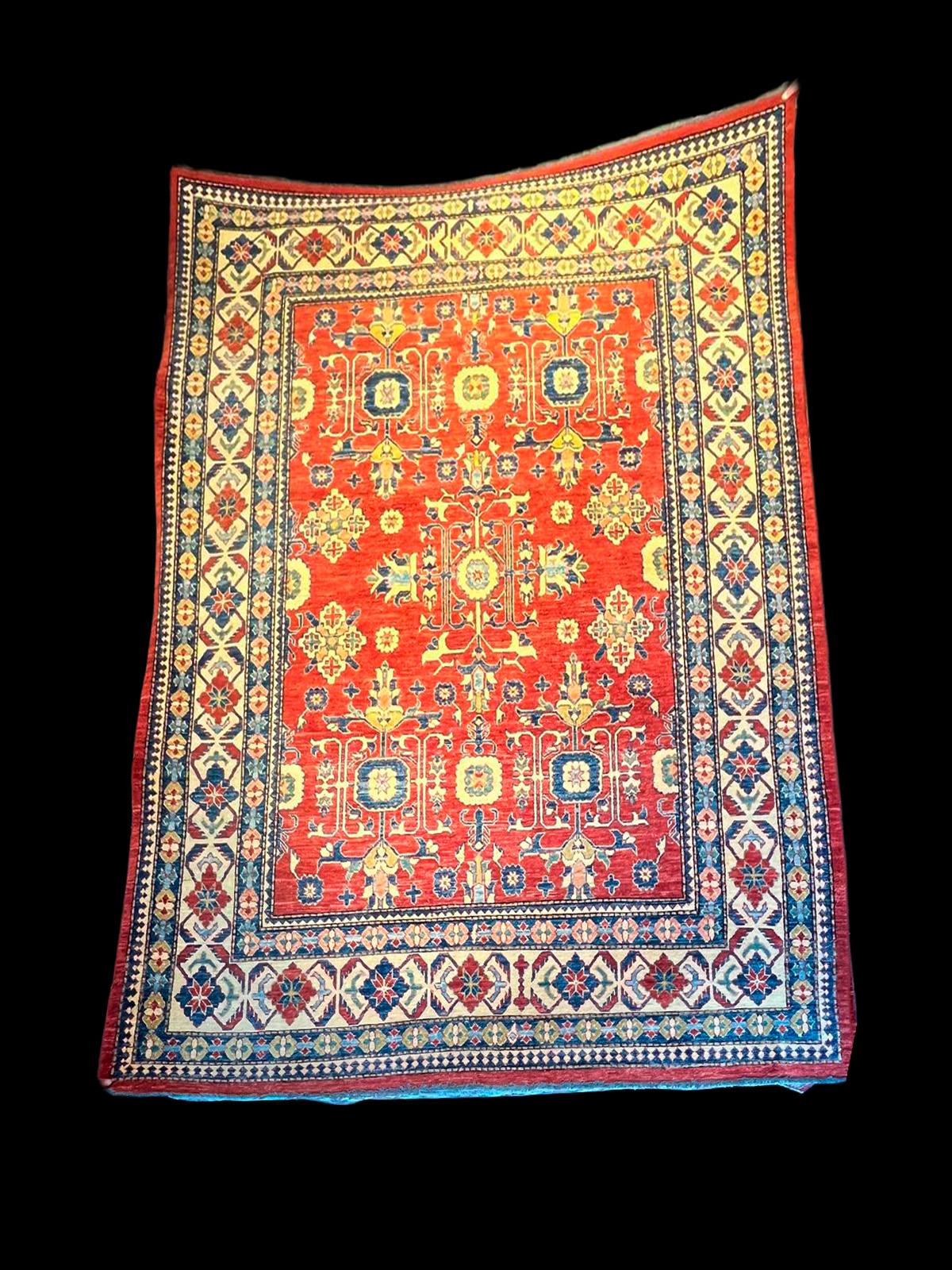 Grandeza Kazak: Alfombra Tribal