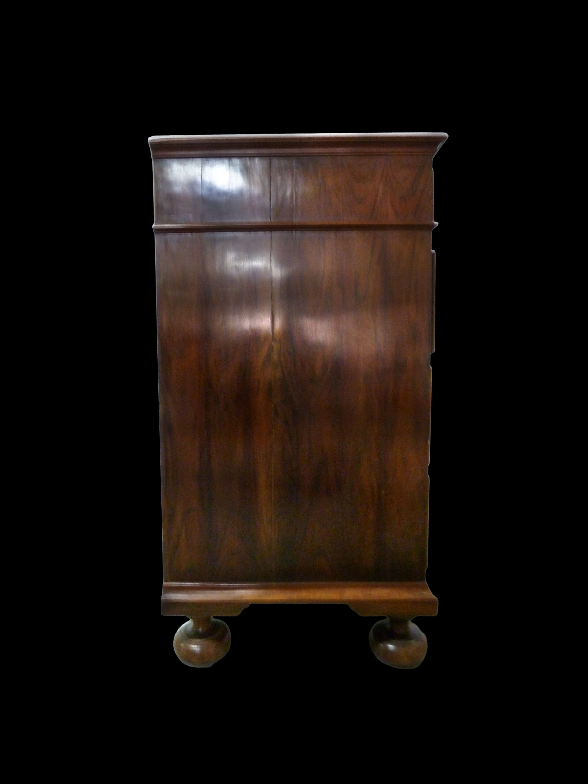 Cómoda Luis XIII de Sacristía en Nogal – Siglo XVII - Imagen 3