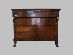 Cómoda Imperio de Caoba con Tallas – c. 1800