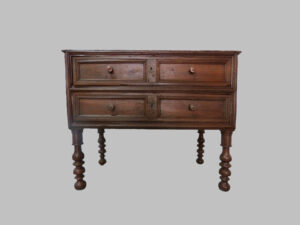 Cómoda Mallorquina Policromada – Siglo XVIII