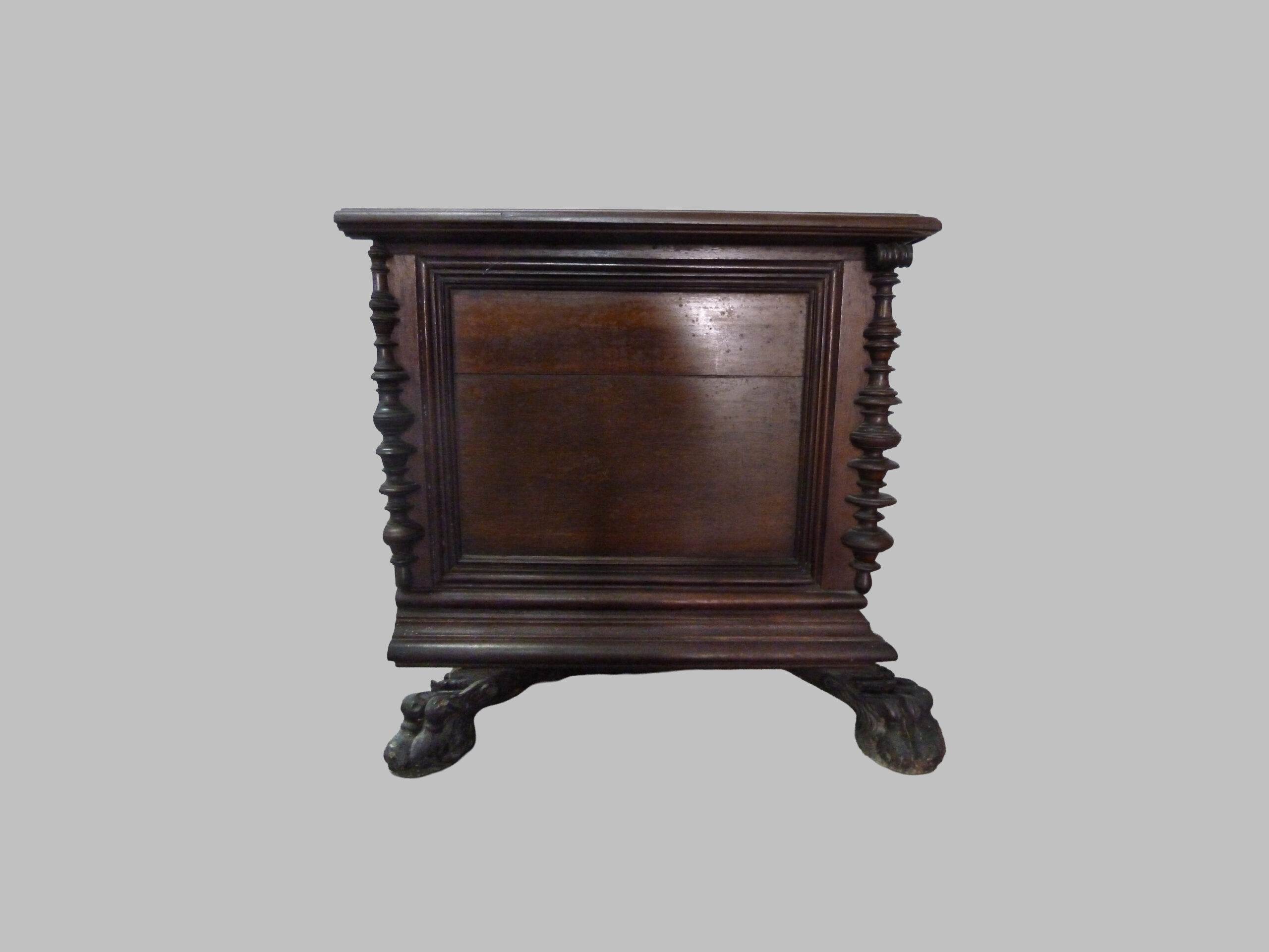 Arcón Mallorquín de Nogal – Siglo XVII — изображение 4