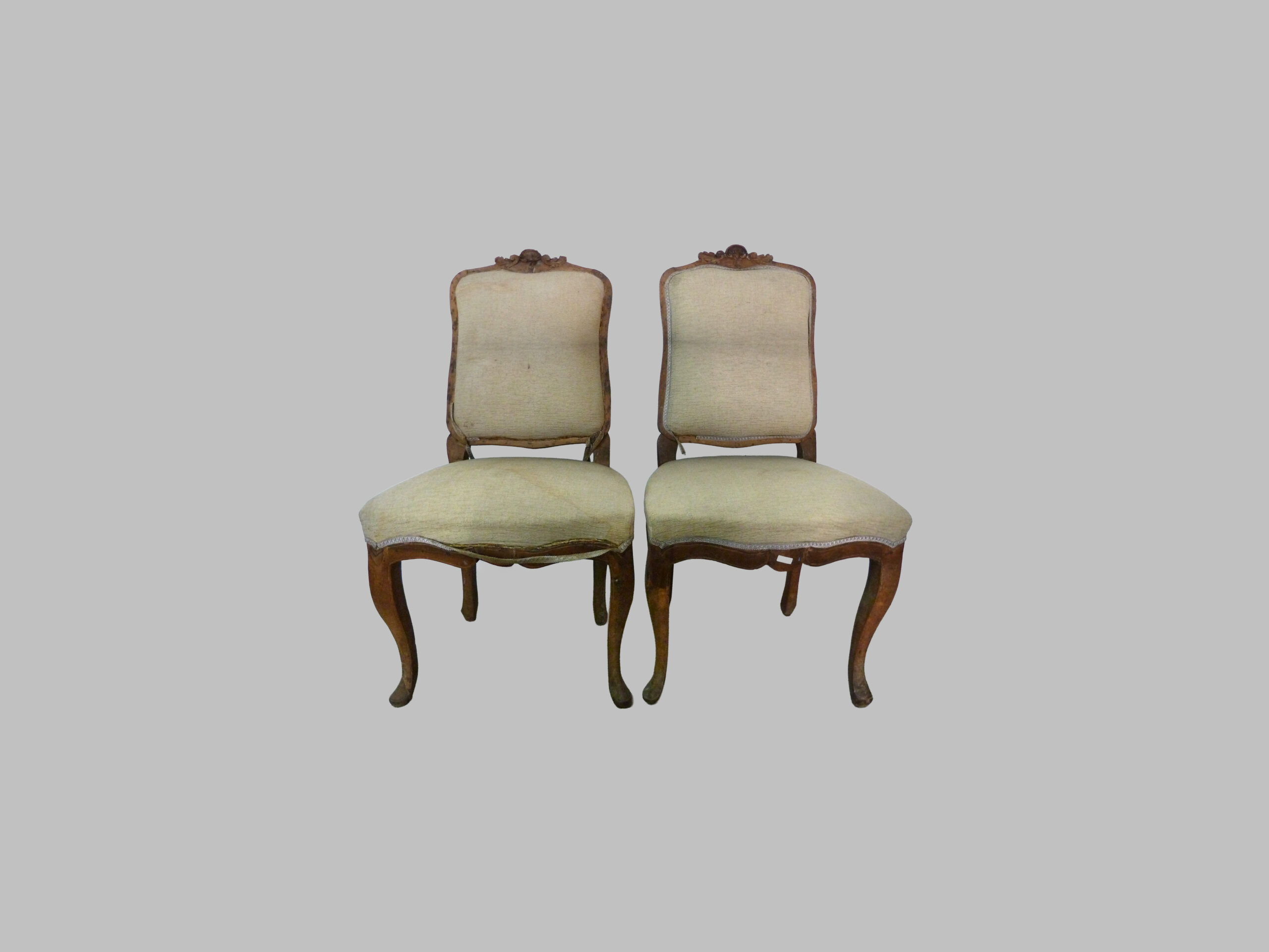 Pareja de Sillas Francesas Luis XV – Siglo XVIII