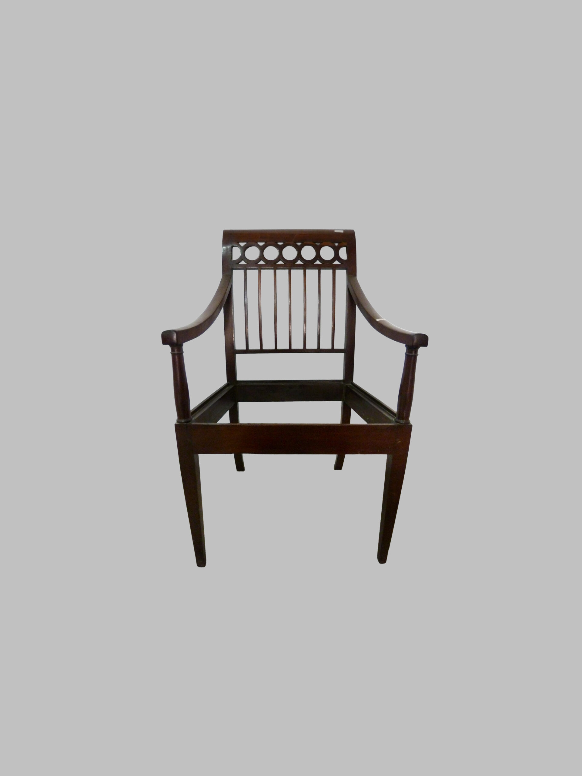 Sillón Menorquín Imperio de Caoba – c. 1800