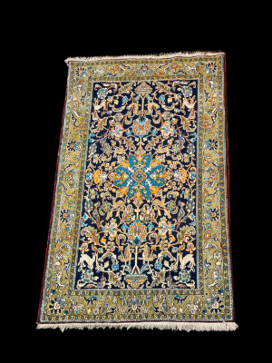 Alfombra Ghom Antigua – Escena de Caza en Seda y Lana